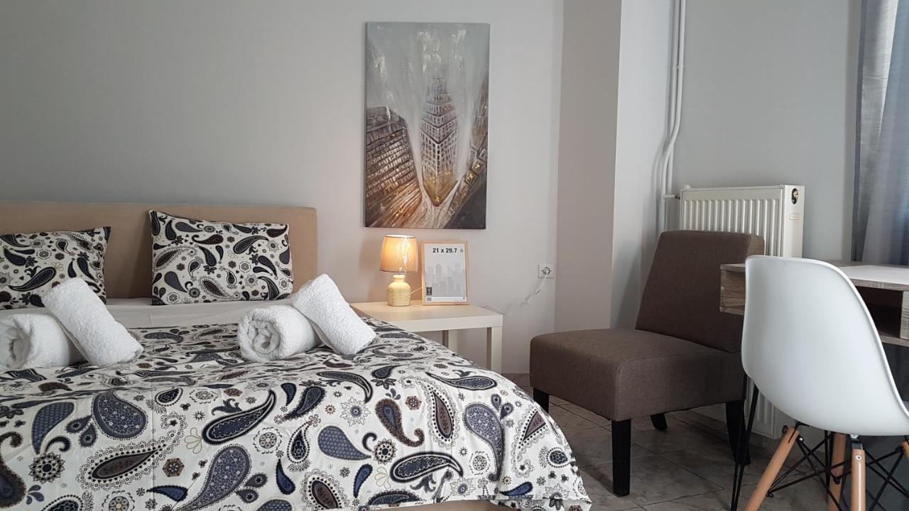 Palette Apartment Champagne - Athens Center, 6 Bd, 3 Bath Bagian luar foto