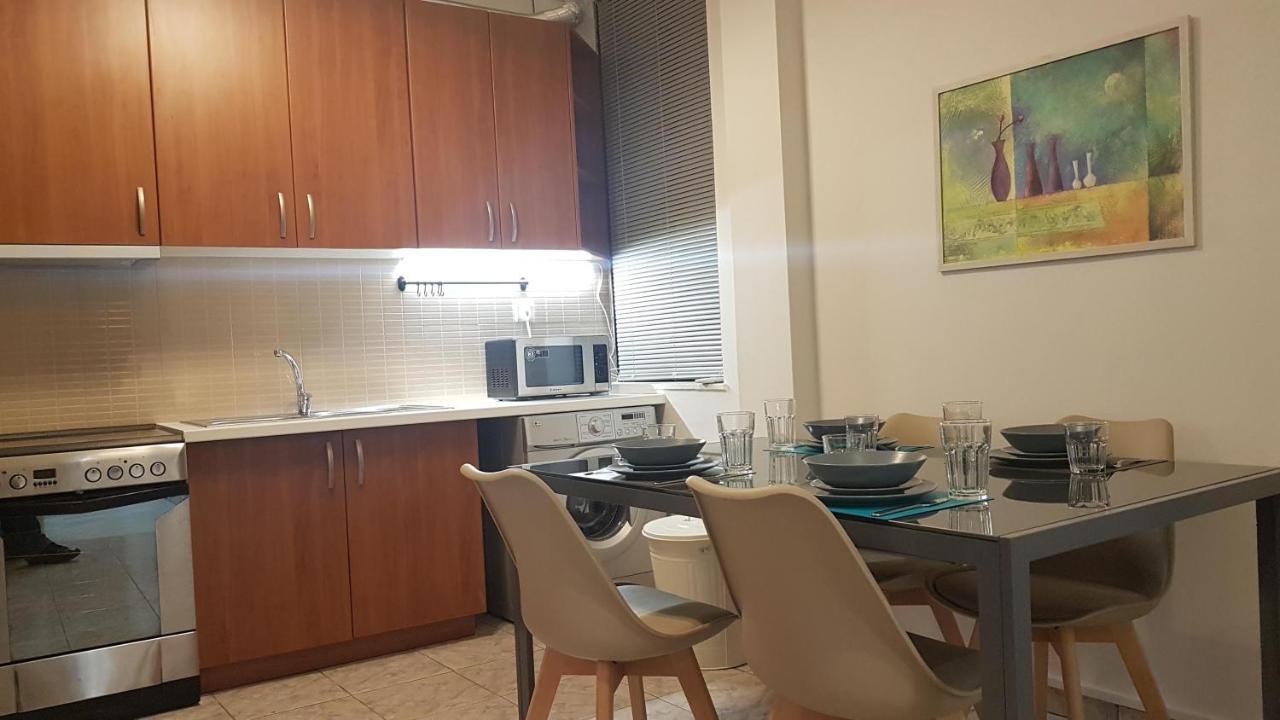 Palette Apartment Champagne - Athens Center, 6 Bd, 3 Bath Bagian luar foto
