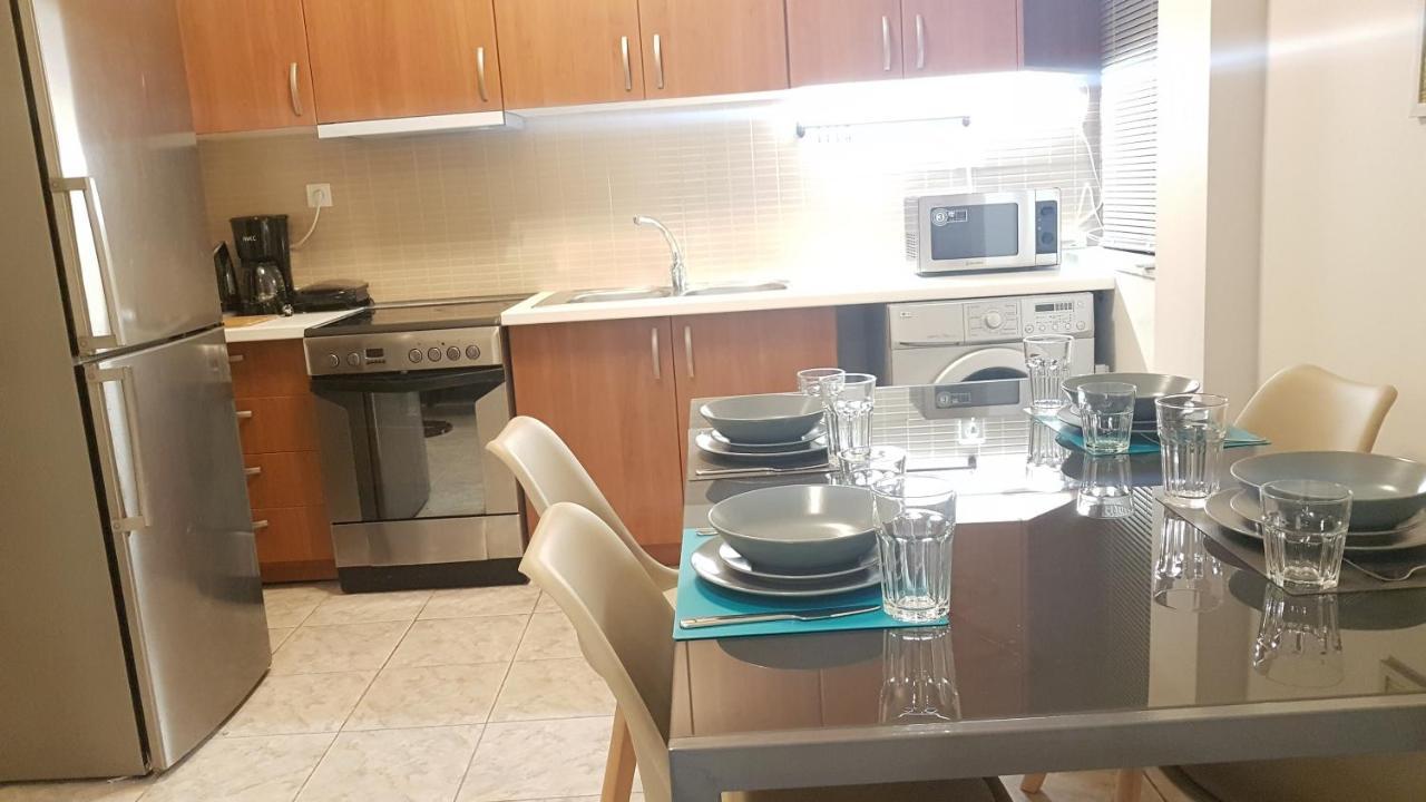 Palette Apartment Champagne - Athens Center, 6 Bd, 3 Bath Bagian luar foto