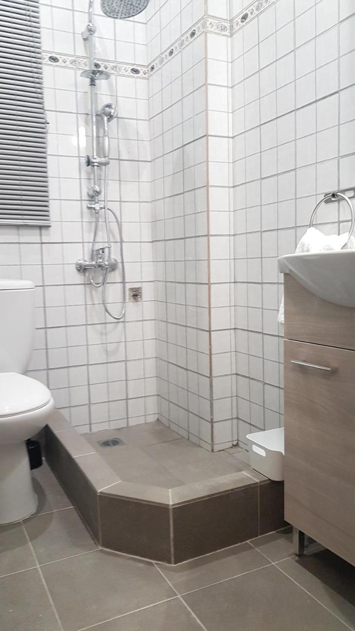 Palette Apartment Champagne - Athens Center, 6 Bd, 3 Bath Bagian luar foto