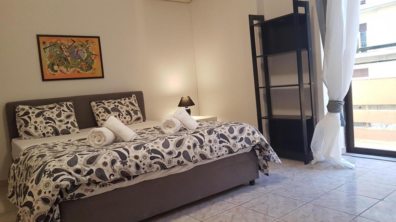 Palette Apartment Champagne - Athens Center, 6 Bd, 3 Bath Bagian luar foto