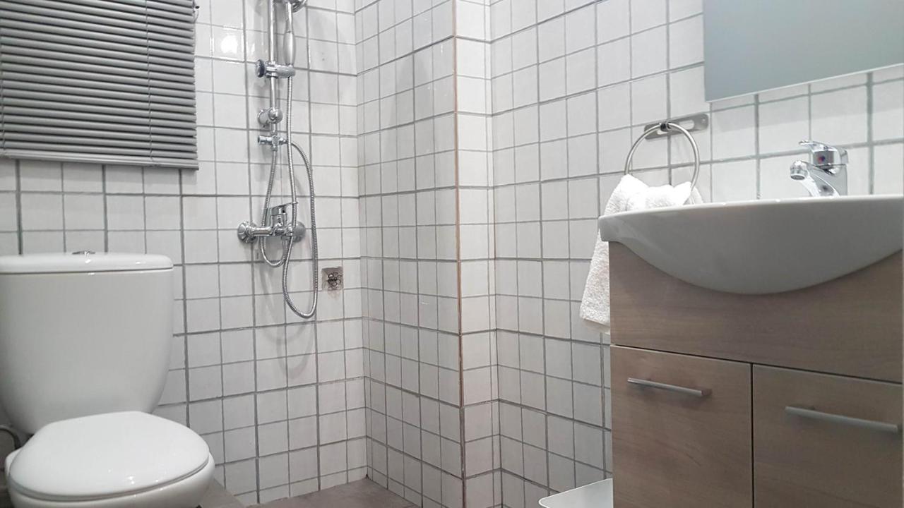 Palette Apartment Champagne - Athens Center, 6 Bd, 3 Bath Bagian luar foto